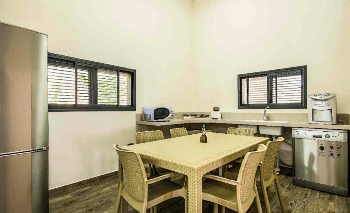 Galilee Hills - Resort & Suites Maghar Bagian luar foto